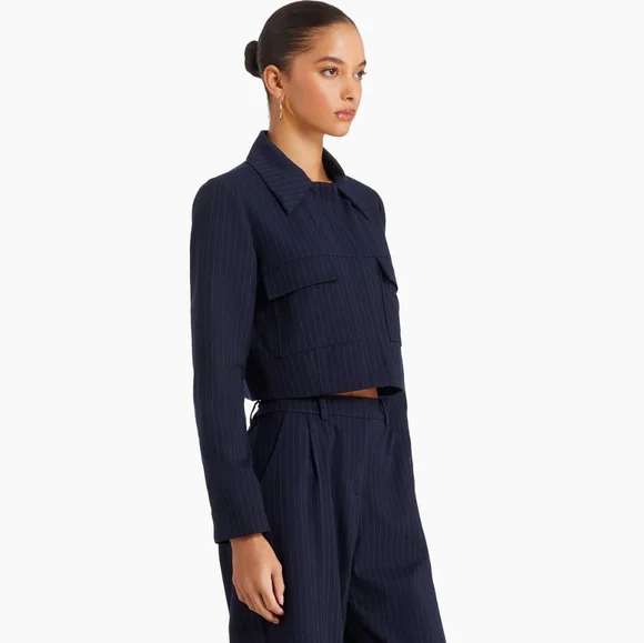 Amanda Uprichard Navy Cropped Jacket | NWT | Size Medium – Msrp $260 - Picture 13 of 16